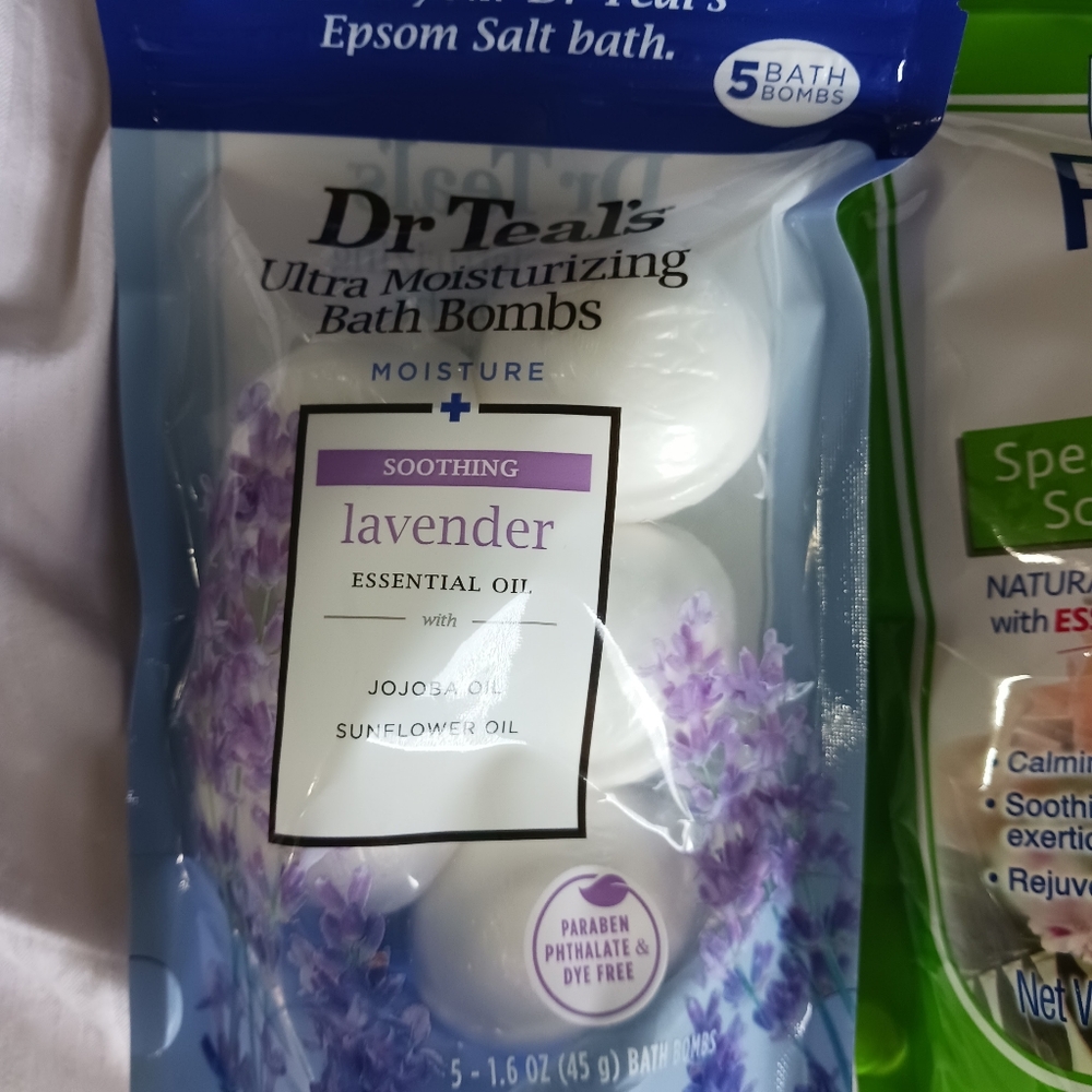 Bath salts bombs neck tightening creams.lotionns